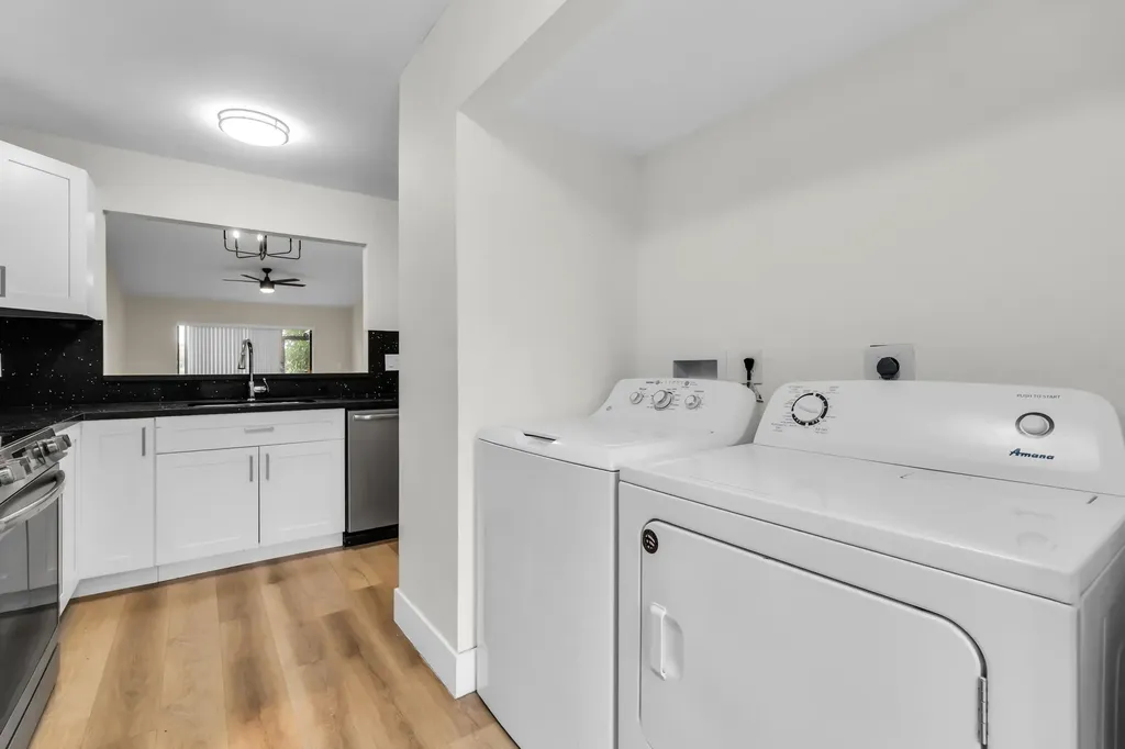 847 SW 118th Terrace Davie FL 33325