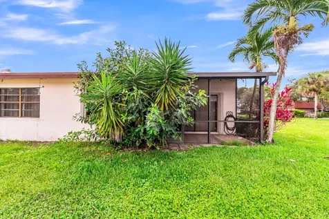 847 SW 118th Terrace Davie FL 33325