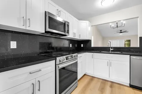 847 SW 118th Terrace Davie FL 33325