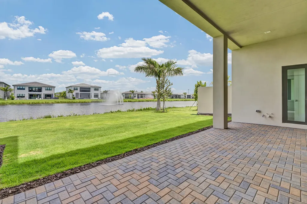 9523 Riverside Park Drive Boca Raton FL 33434
