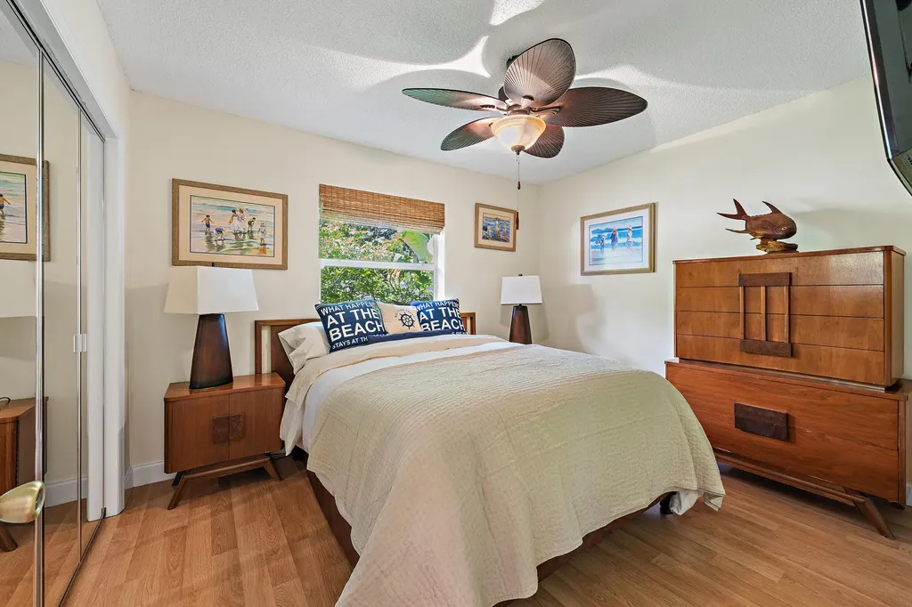 2442 Snug Harbor Drive Palm Beach Gardens FL 33410