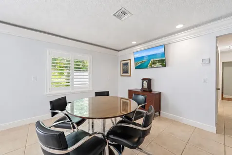 2442 Snug Harbor Drive Palm Beach Gardens FL 33410