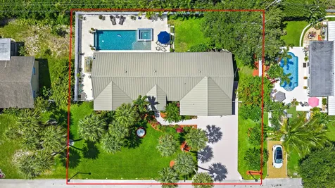 2442 Snug Harbor Drive Palm Beach Gardens FL 33410