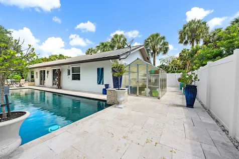 2442 Snug Harbor Drive Palm Beach Gardens FL 33410