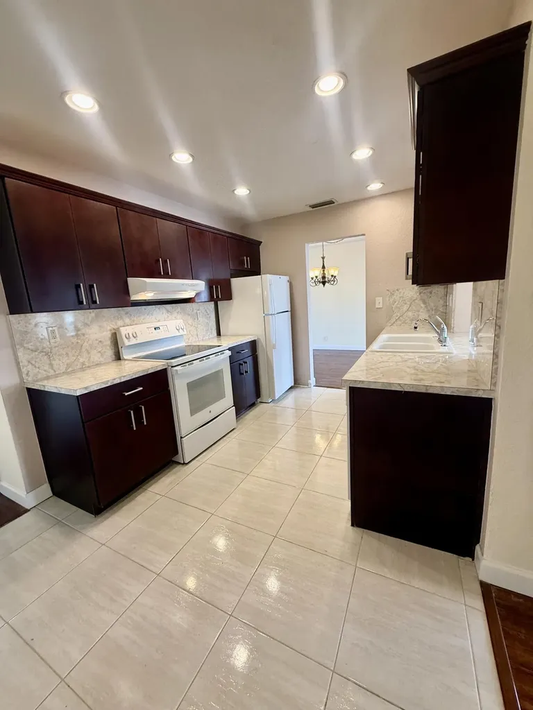 8304 NW 59th Street Tamarac FL 33321