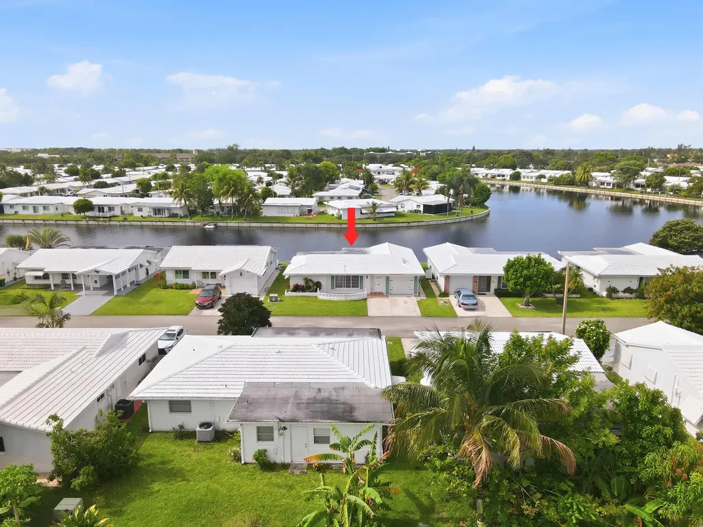 8304 NW 59th Street Tamarac FL 33321