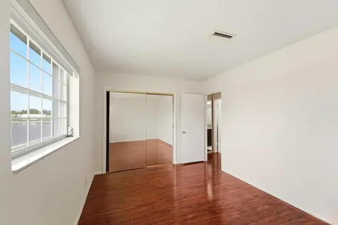 8304 NW 59th Street Tamarac FL 33321