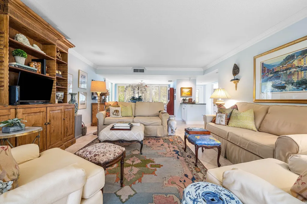 4233 A Quail Ridge Drive N Boynton Beach FL 33436