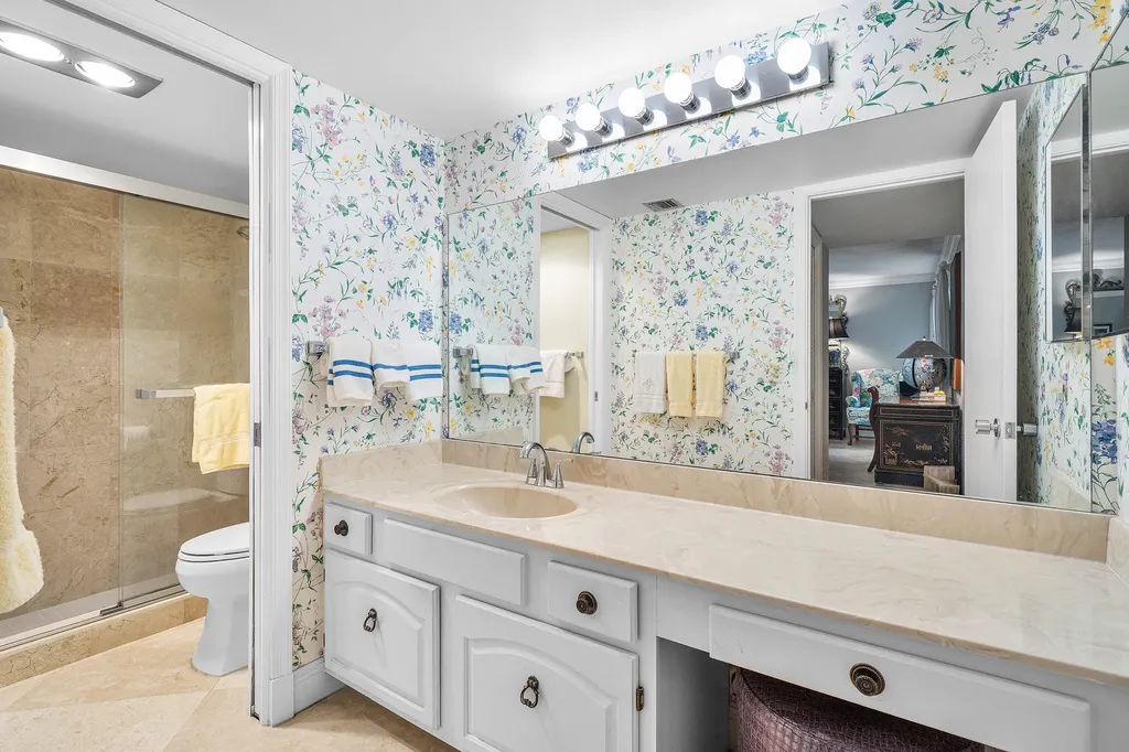 4233 A Quail Ridge Drive N Boynton Beach FL 33436