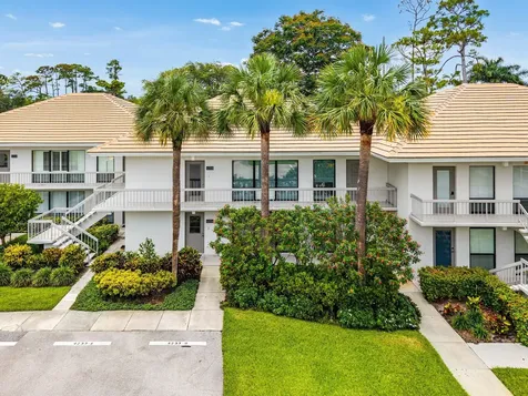 4233 A Quail Ridge Drive N Boynton Beach FL 33436