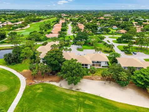 4233 A Quail Ridge Drive N Boynton Beach FL 33436