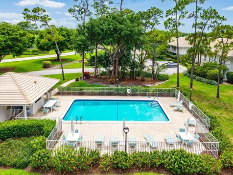 4233 A Quail Ridge Drive N Boynton Beach FL 33436