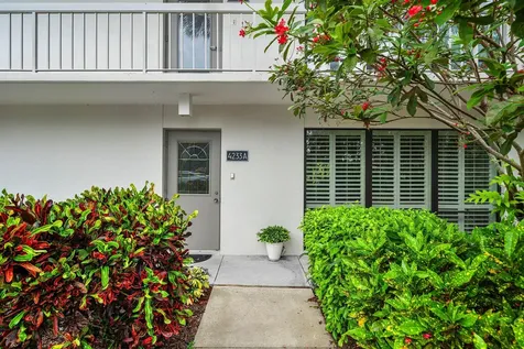 4233 A Quail Ridge Drive N Boynton Beach FL 33436
