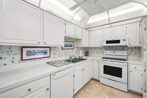 4233 A Quail Ridge Drive N Boynton Beach FL 33436