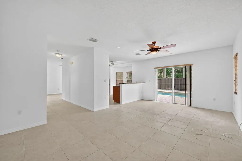 1975 NE 36th Avenue Homestead FL 33033
