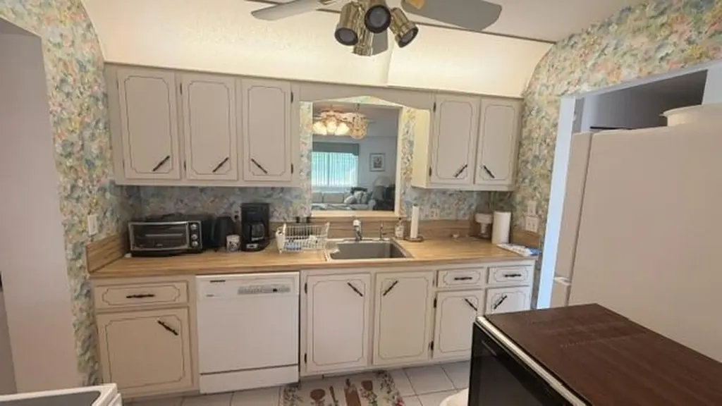 14760 Wildflower Lane Delray Beach FL 33446