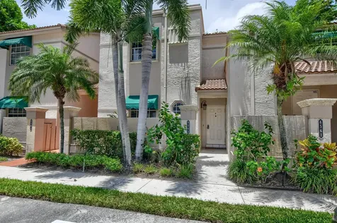 6563 Via Regina Boca Raton FL 33433