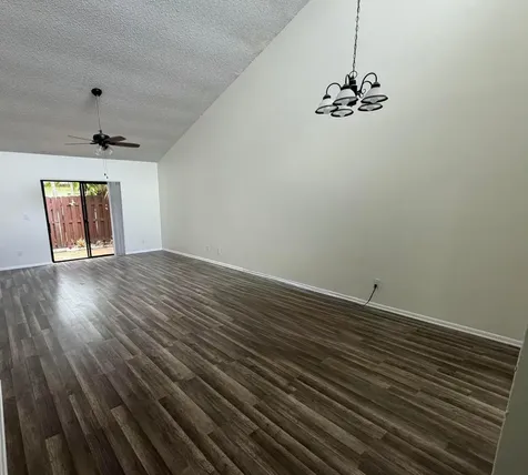 1823 Abbey Road West Palm Beach FL 33415