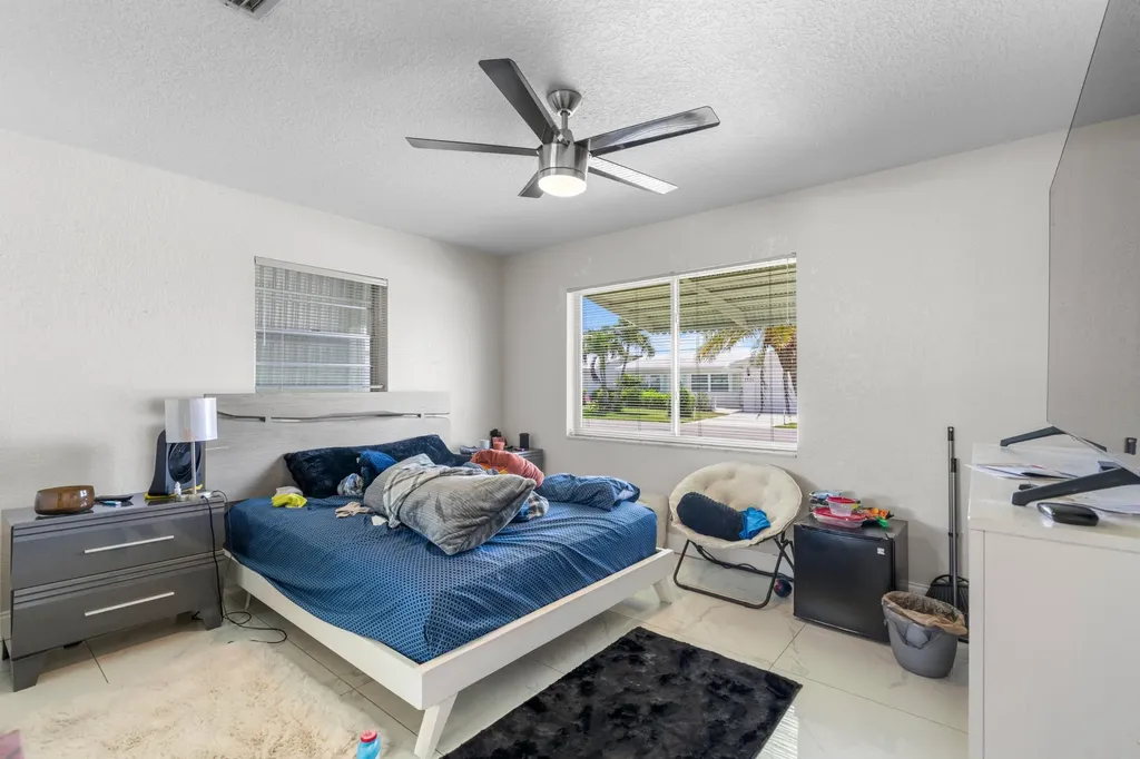 1701 SW 8th Avenue Boynton Beach FL 33426