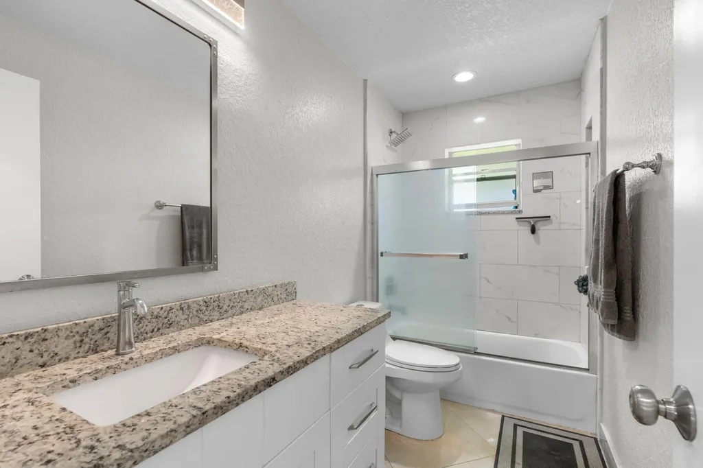 1701 SW 8th Avenue Boynton Beach FL 33426