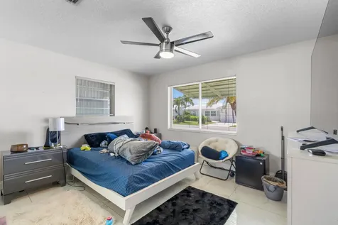 1701 SW 8th Avenue Boynton Beach FL 33426