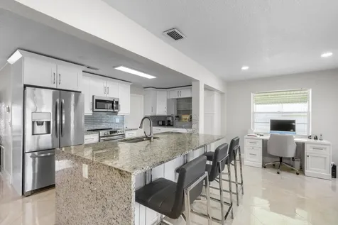 1701 SW 8th Avenue Boynton Beach FL 33426