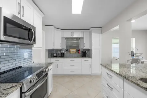 1701 SW 8th Avenue Boynton Beach FL 33426