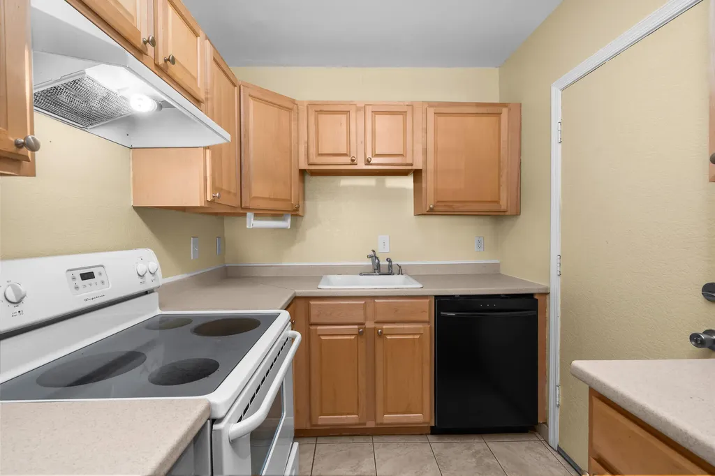 2171 NE 66th Street Fort Lauderdale FL 33308