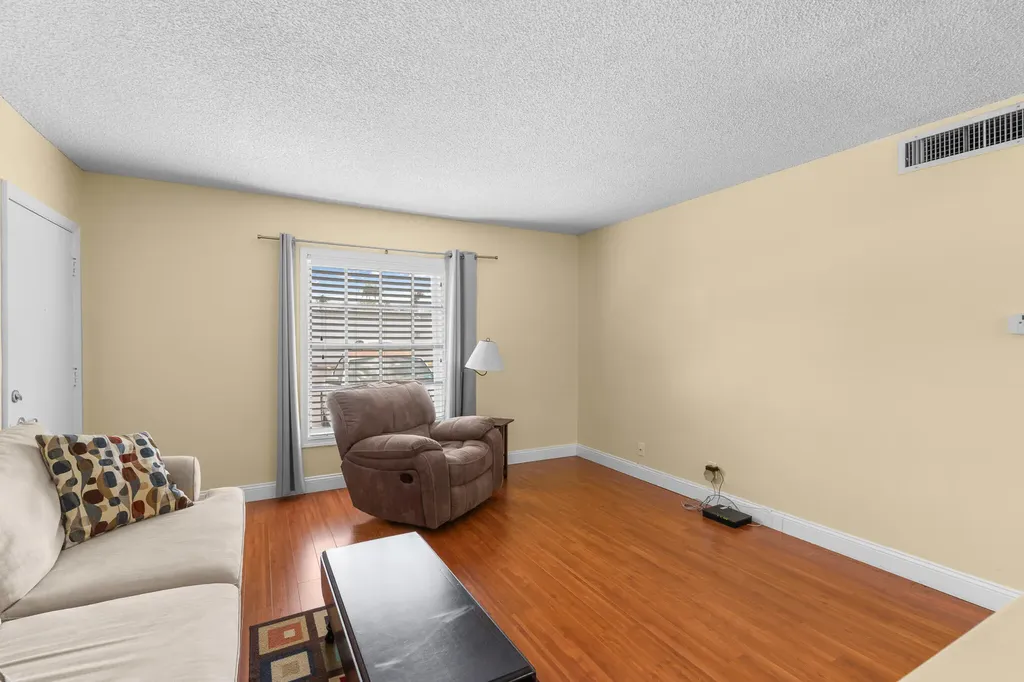 2171 NE 66th Street Fort Lauderdale FL 33308