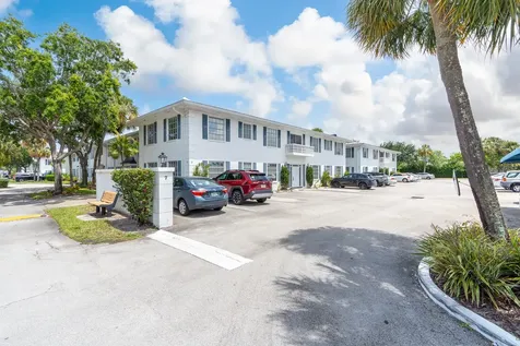 2171 NE 66th Street Fort Lauderdale FL 33308