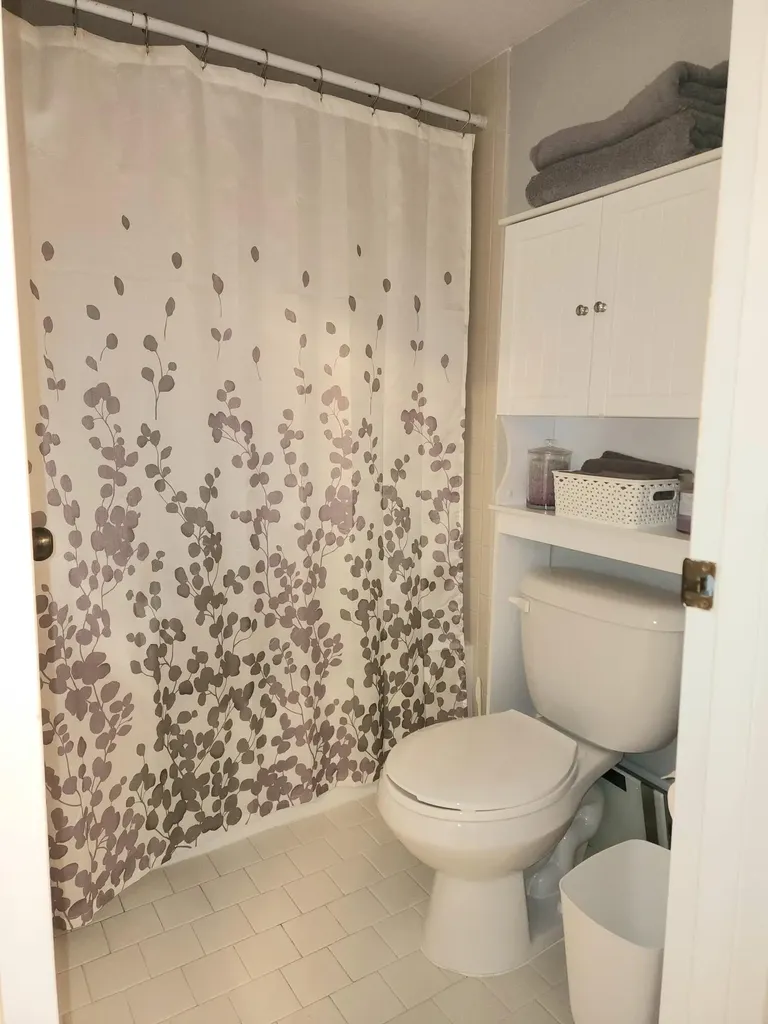 285 SE 10th Street Deerfield Beach FL 33441