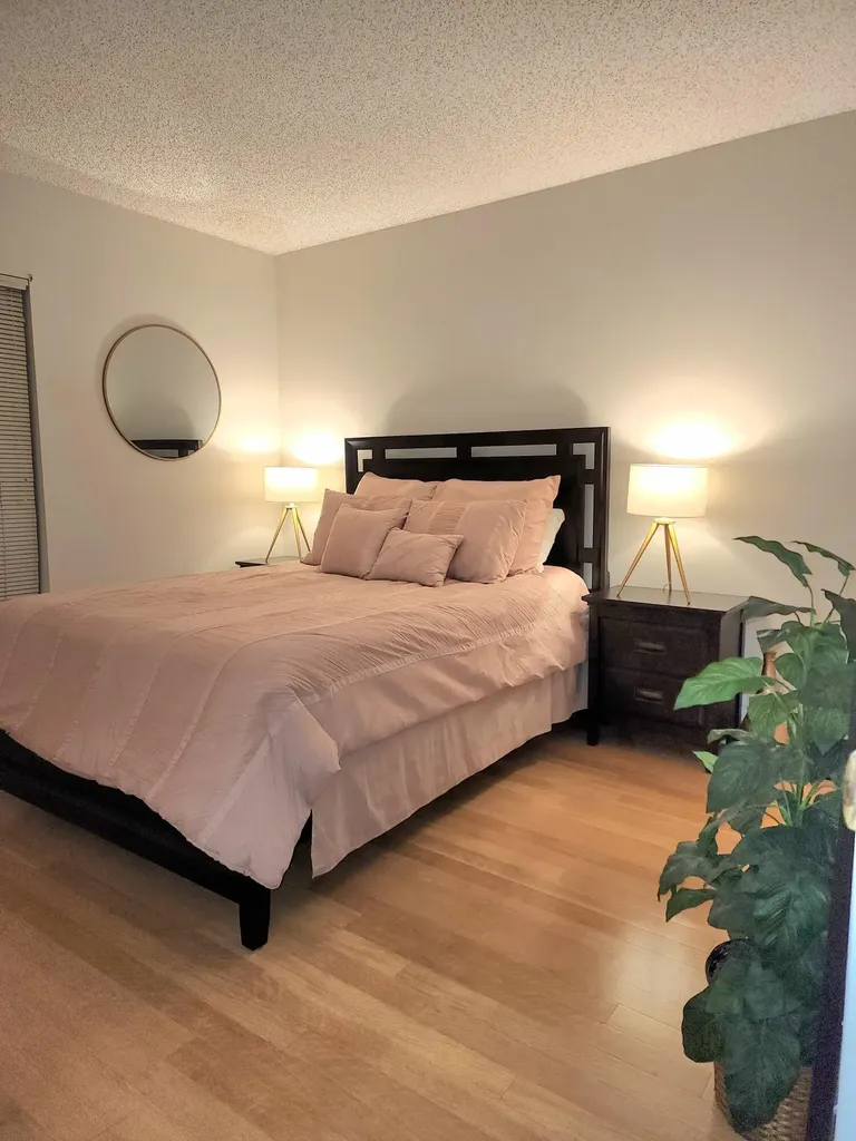 285 SE 10th Street Deerfield Beach FL 33441