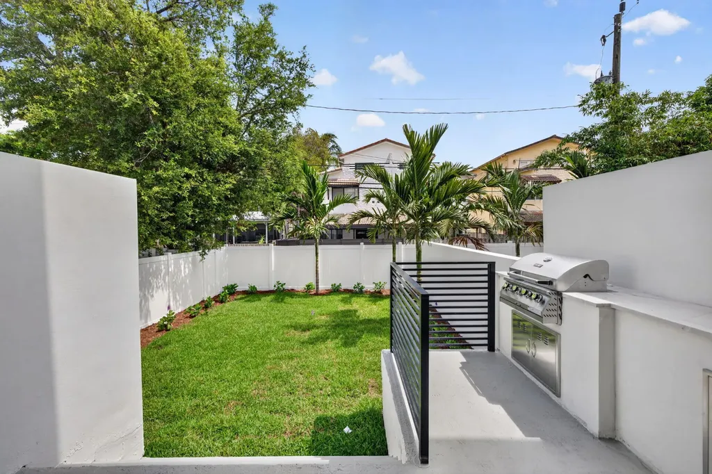 509 SW 11th Street Fort Lauderdale FL 33315
