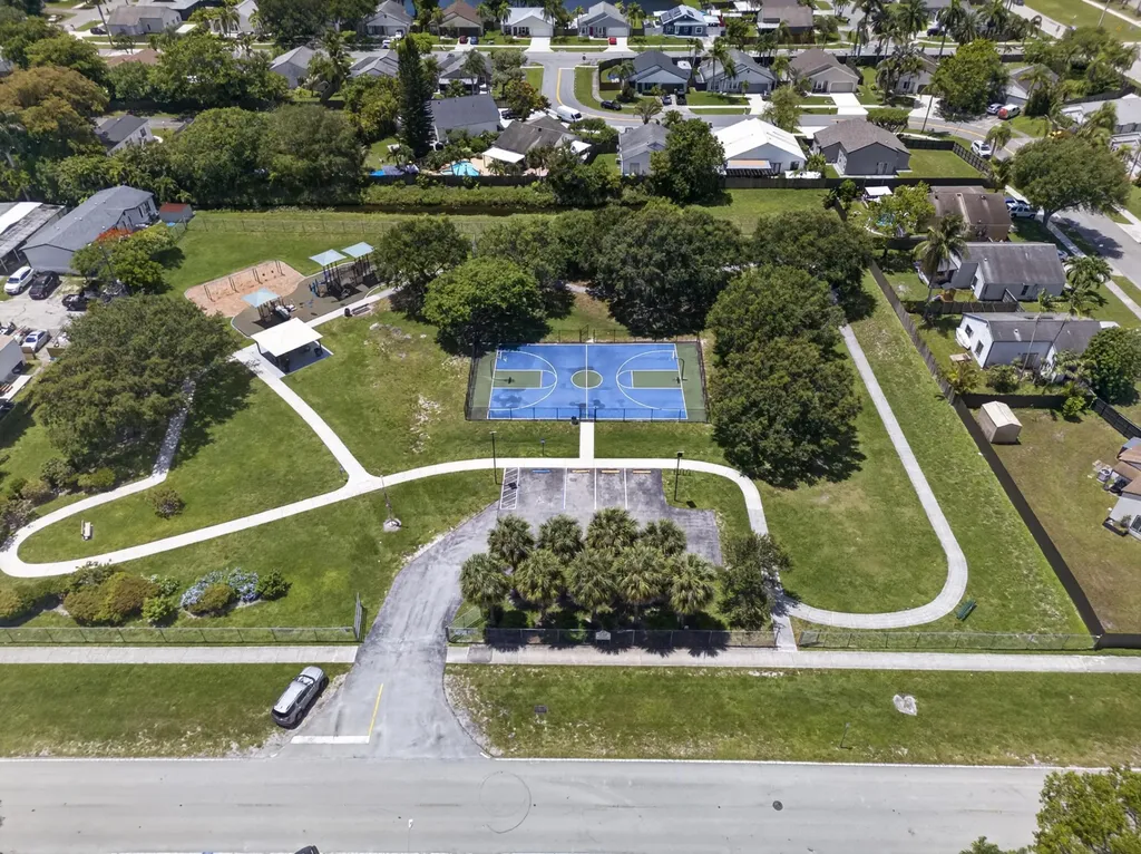 13560 SW 9th Court Davie FL 33325