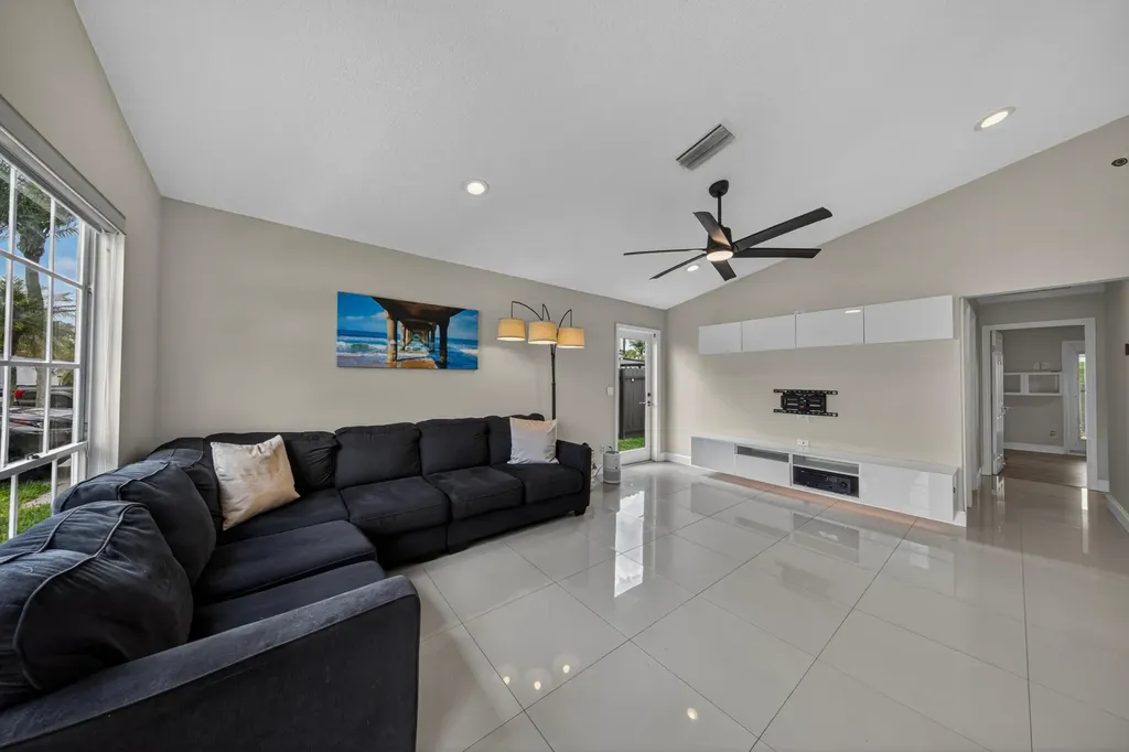 13560 SW 9th Court Davie FL 33325