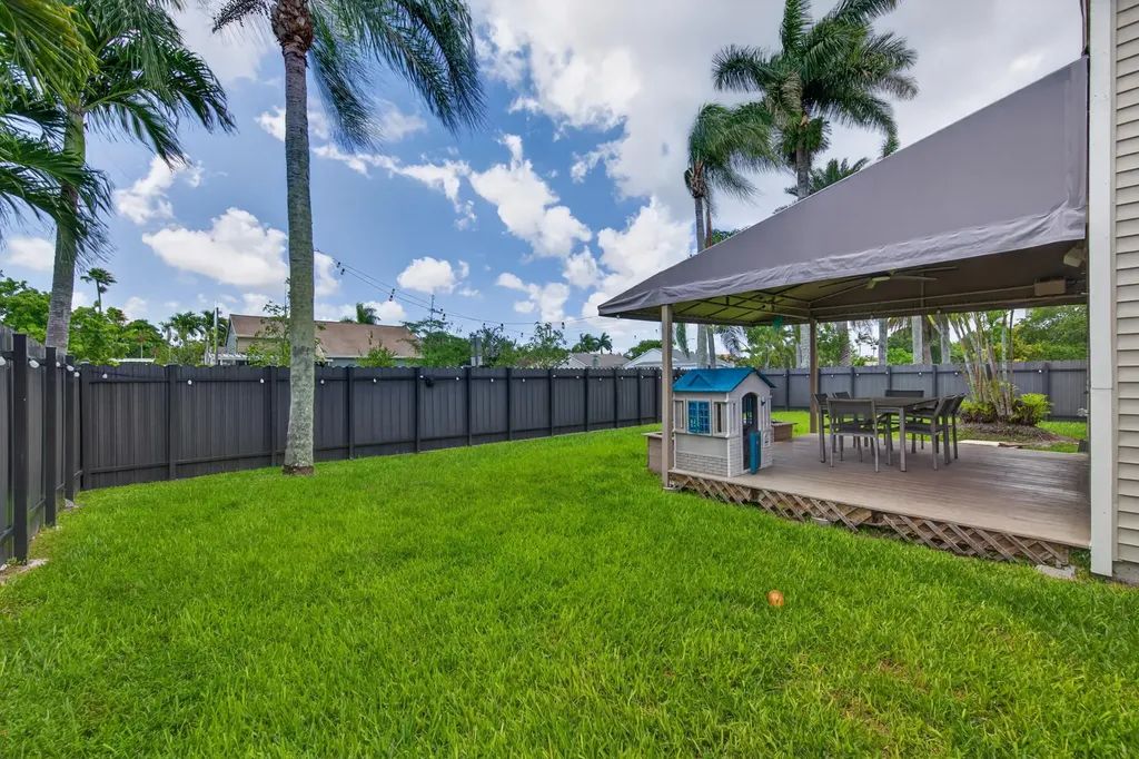 13560 SW 9th Court Davie FL 33325