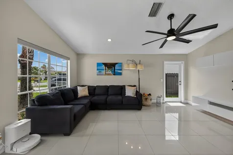 13560 SW 9th Court Davie FL 33325