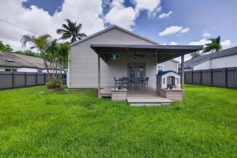 13560 SW 9th Court Davie FL 33325