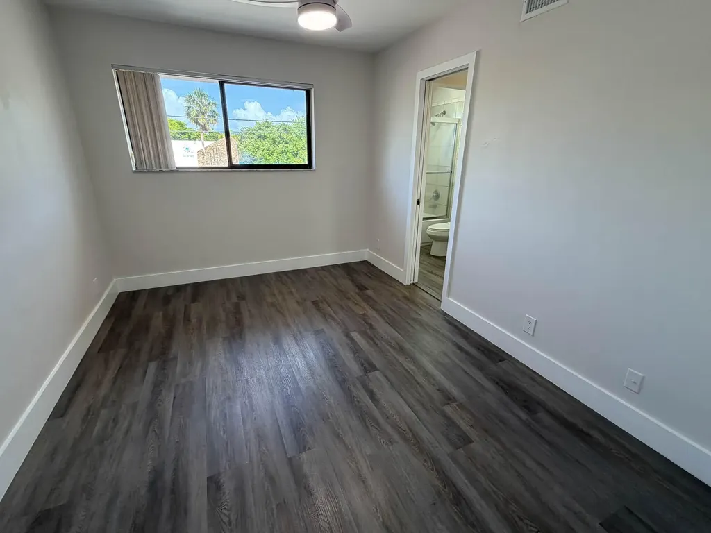 223 SE 11th Avenue Pompano Beach FL 33060