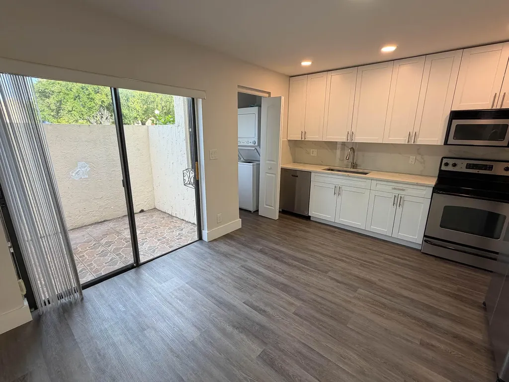 223 SE 11th Avenue Pompano Beach FL 33060