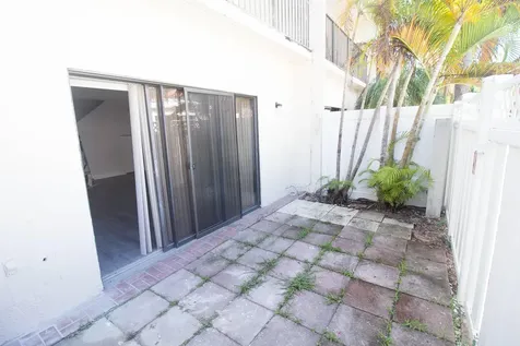 223 SE 11th Avenue Pompano Beach FL 33060