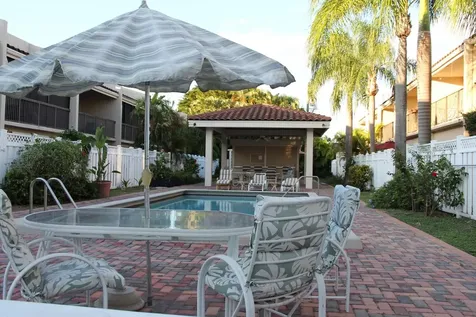 223 SE 11th Avenue Pompano Beach FL 33060