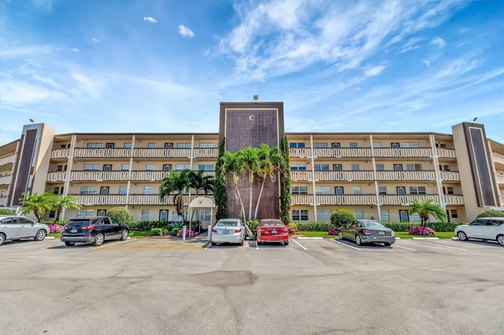 4049 Wolverton C Boca Raton FL 33434