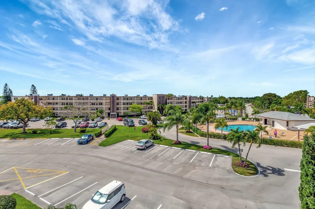 4049 Wolverton C Boca Raton FL 33434