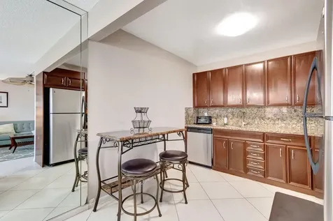 4049 Wolverton C Boca Raton FL 33434