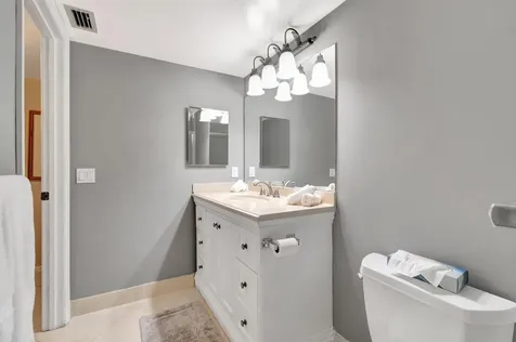 4049 Wolverton C Boca Raton FL 33434