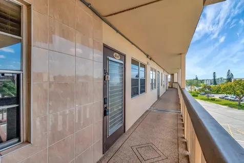4049 Wolverton C Boca Raton FL 33434