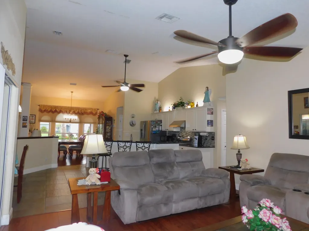 2409 SW Washington Street Port St Lucie FL 34953