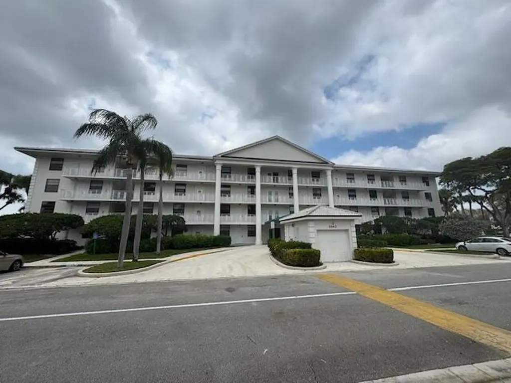 3540 Whitehall Drive West Palm Beach FL 33401