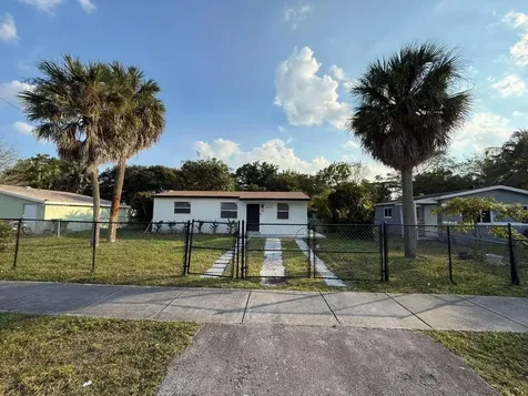 3370 NW 9th Street Lauderhill FL 33311